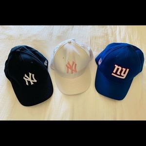 NY Yankees & NY Giants baseball caps